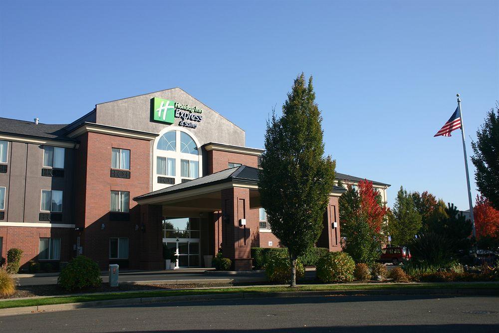 Holiday Inn Express Hotel & Suites Albany By Ihg Bagian luar foto