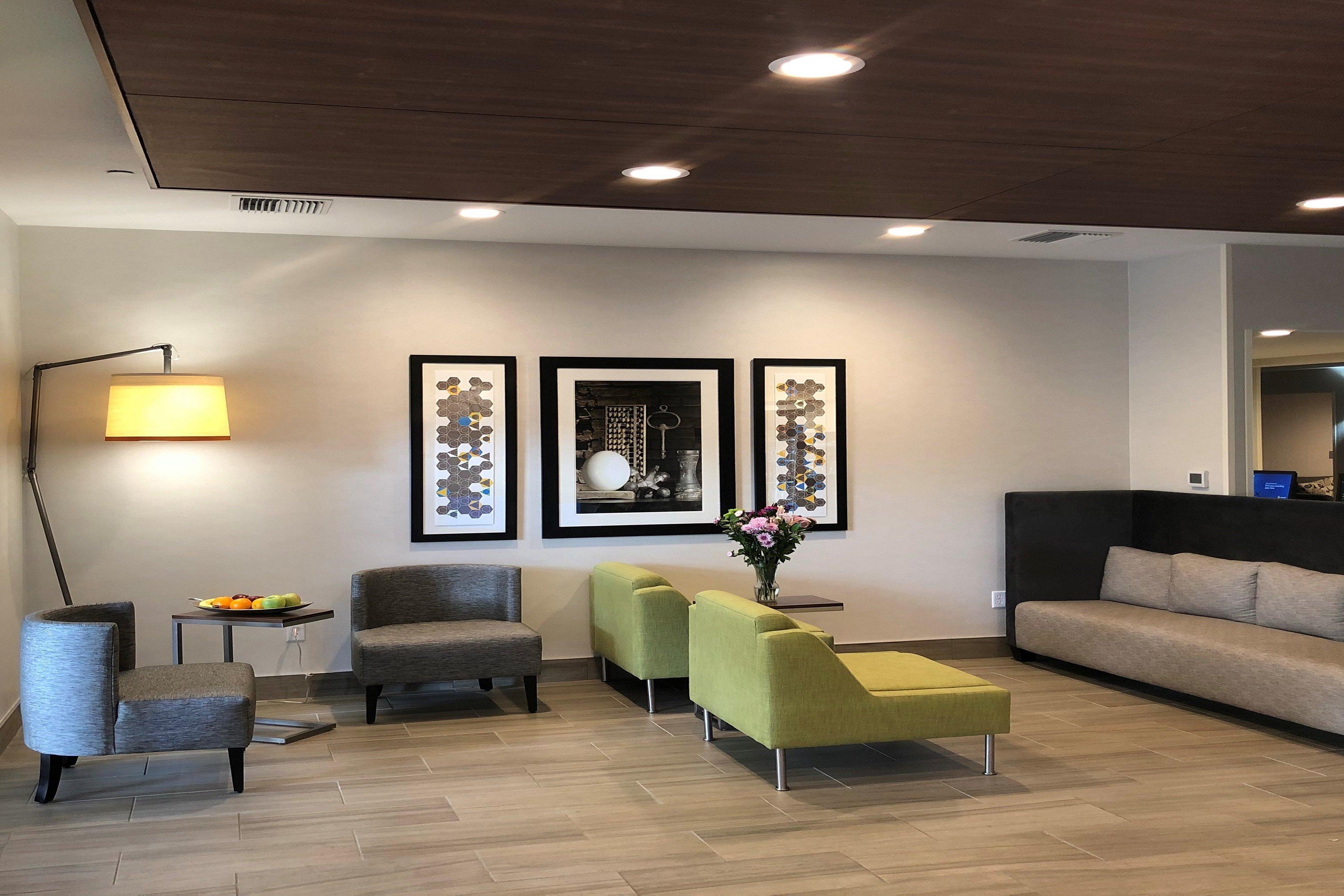 Holiday Inn Express Hotel & Suites Albany By Ihg Bagian luar foto