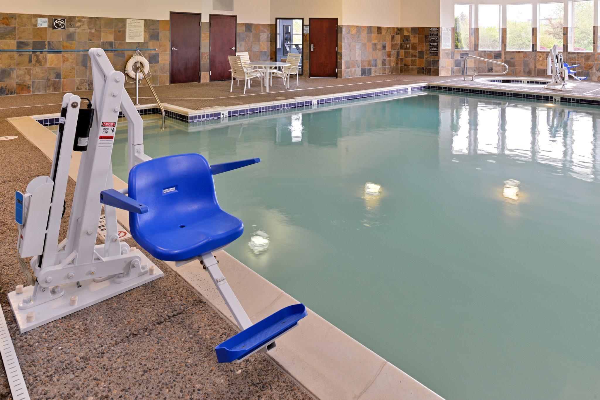 Holiday Inn Express Hotel & Suites Albany By Ihg Bagian luar foto